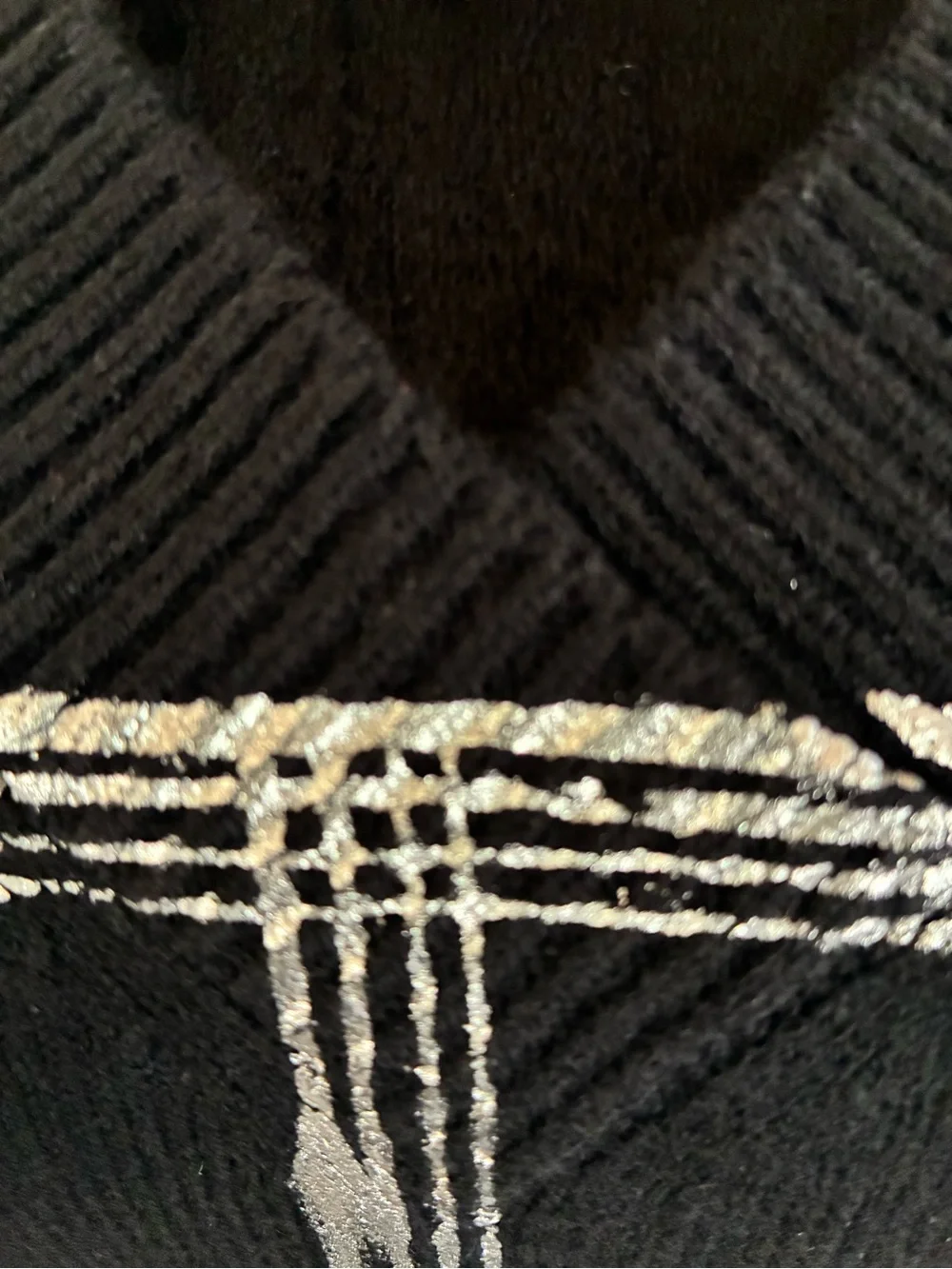 Sweater - Picture 4 of 6